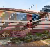 Yarra Glen Racecourse Apartments - Yamba Accommodation