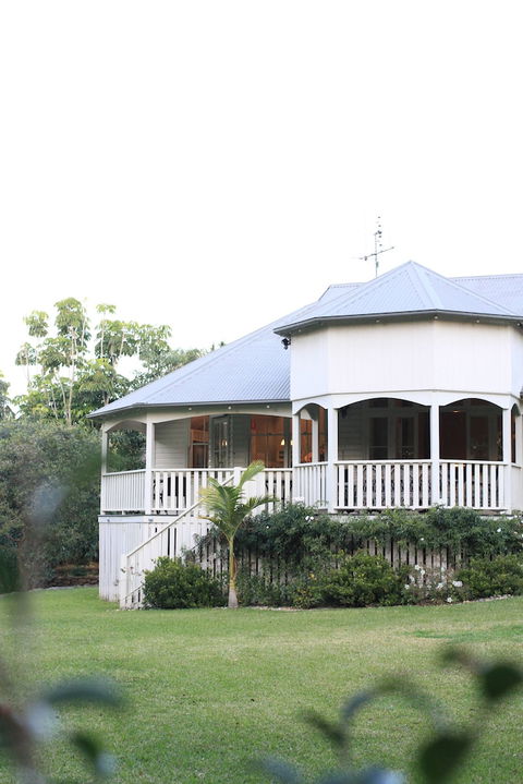Bangalow Guesthouse - Yamba Accommodation 2