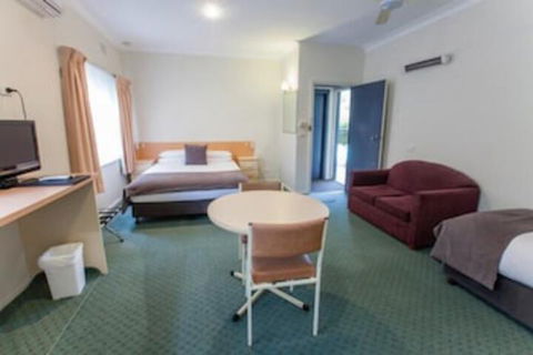 Jasmine Lodge Motel - Yamba Accommodation 6