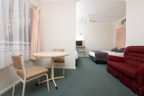 Jasmine Lodge Motel - Yamba Accommodation 7