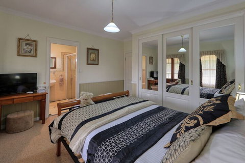 Logger's Rest - Yamba Accommodation 7