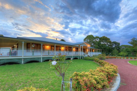 Logger's Rest - Yamba Accommodation 2