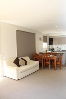 Central Shepparton Apartments - Yamba Accommodation 0