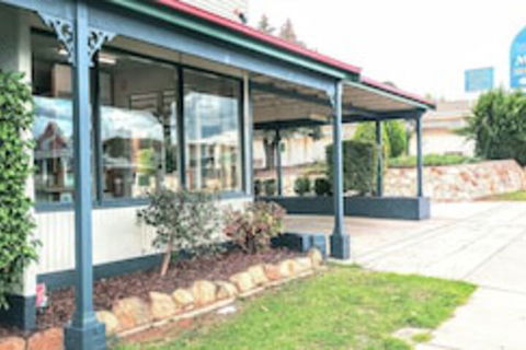 Sovereign Inn Cooma - Yamba Accommodation 0