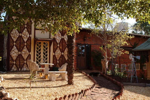 Diamond House Heritage Restaurant & Motor Inn - Yamba Accommodation 4