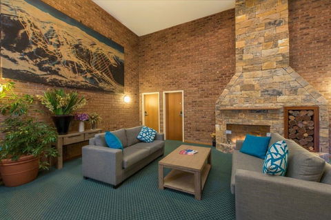 Alpine Gables - Yamba Accommodation 1