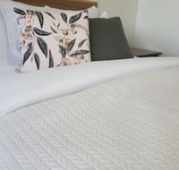 Roydons Motor INN - Yamba Accommodation