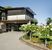 Mayfair Motel - Yamba Accommodation