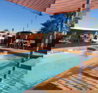 Bishop's Lodge Motor Inn - Yamba Accommodation