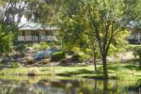 Granite Gardens Cottages & Lake Retreat - Yamba Accommodation 0