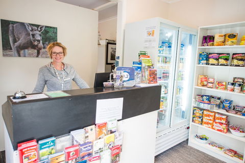 Gariwerd Motel - Yamba Accommodation 0