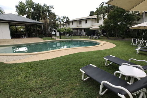 Treetops Lakeside Guesthouse - Yamba Accommodation 6