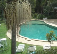 Treetops Lakeside Guesthouse - Yamba Accommodation