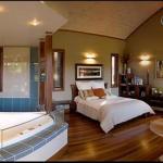 King Ludwigs Cottage - Yamba Accommodation 0