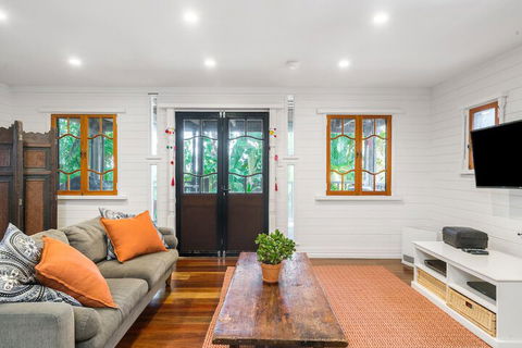 A PERFECT STAY - Longhouse - Yamba Accommodation 5