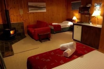 Granite Belt Brewery Retreat - Yamba Accommodation 3