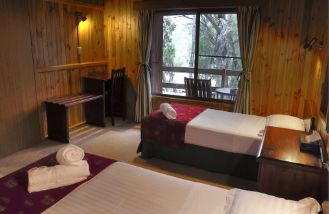 Granite Belt Brewery Retreat - Yamba Accommodation 4