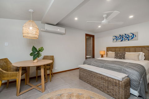 Cape Byron Retreat - Yamba Accommodation 5