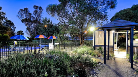 Castle Creek Motel - Yamba Accommodation 1