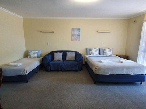 Beachport Motor Inn - Yamba Accommodation 4