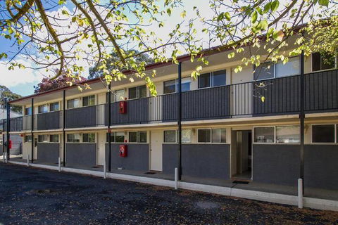 Blayney Leumeah Motel - Yamba Accommodation 5