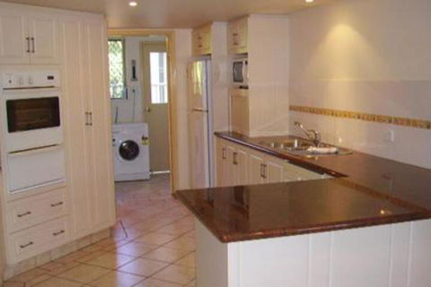 Beach Haven 4 - Yamba Accommodation 3