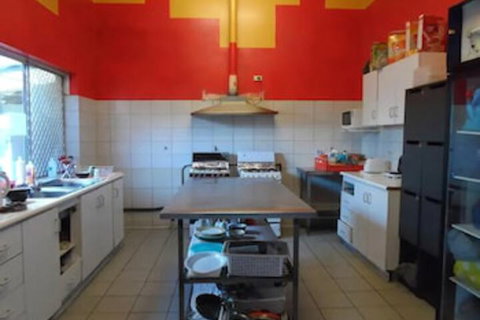 Backpack City And Surf Hostel - Yamba Accommodation 4