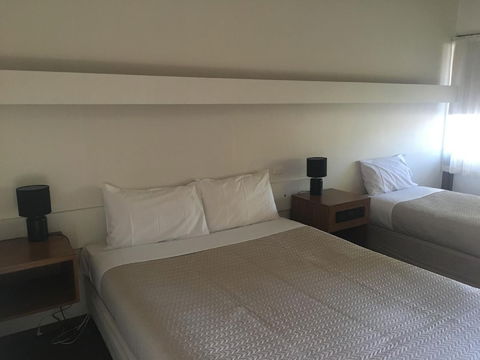 Tudor House Motel - Yamba Accommodation 6