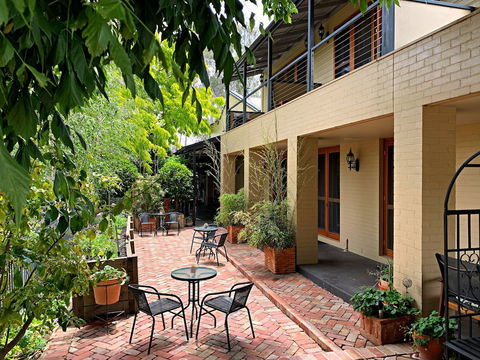CocknBull Boutique Hotel - Yamba Accommodation 4
