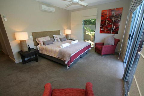 Beach House 1 At Vue - Yamba Accommodation 2