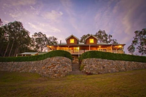 Bimbadeen Mountain Retreat - Yamba Accommodation 0