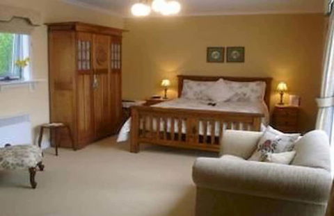 Walton House - Yamba Accommodation 5
