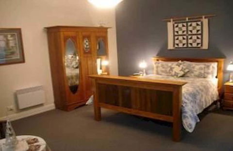 Walton House - Yamba Accommodation 4