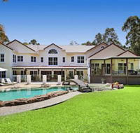 Kingfishers Manor - Yamba Accommodation