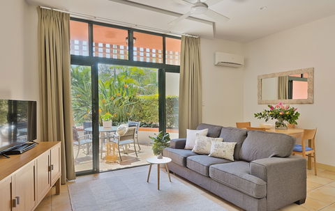Crest Apartments Byron Bay - Yamba Accommodation 2