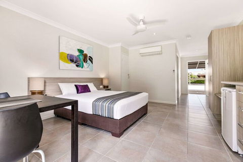 Econo Lodge Beachside - Yamba Accommodation 5