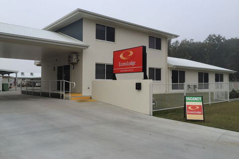 Econo Lodge Beachside - Yamba Accommodation 3