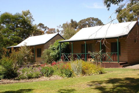 Grampians View Cottages And Units - Yamba Accommodation 2