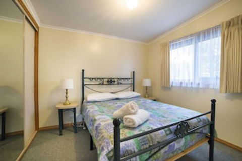 Grampians View Cottages And Units - Yamba Accommodation 0