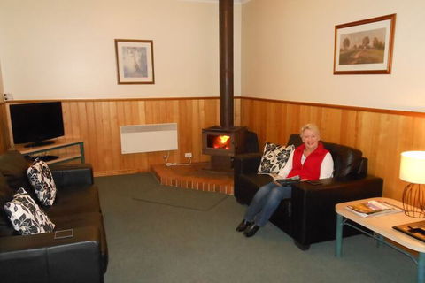 Grampians View Cottages And Units - Yamba Accommodation 7