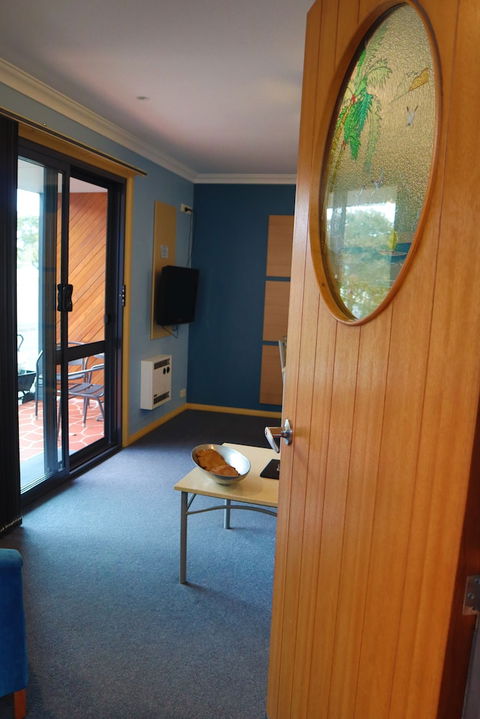 Strahan Bungalows - Yamba Accommodation 2