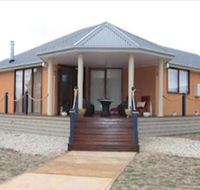 Aurora Cottages - Yamba Accommodation