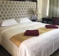 Inland Oasis Motel - Yamba Accommodation