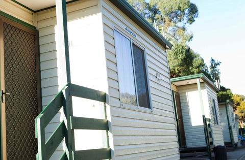 Strayleaves Caravan Park - Yamba Accommodation 2