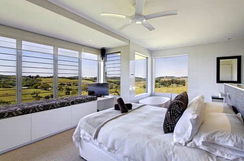 A PERFECT STAY - CapeView - Yamba Accommodation 1