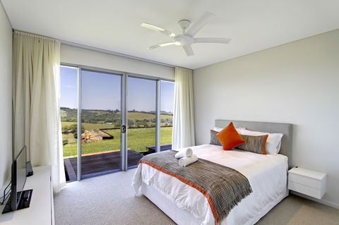 A PERFECT STAY - CapeView - Yamba Accommodation 3