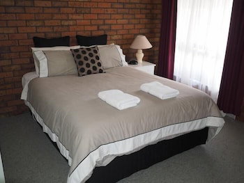 Jacaranda Motel & Holiday Units - Yamba Accommodation 6