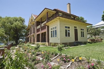 Cockatoo Island - Yamba Accommodation 5