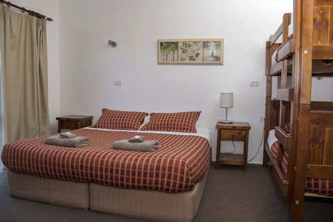 Delatite Apartments Timbertop & Fir - Yamba Accommodation 6