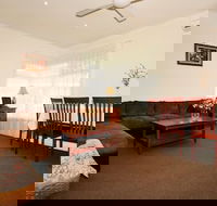 Lisson Holiday Rental - Yamba Accommodation
